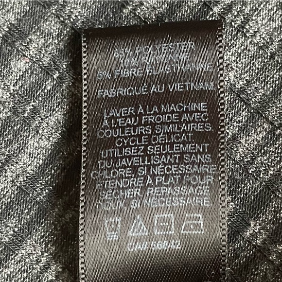 EUC “Express” Form Fitting Stretch Dress 3/4” sleeves Sz Lg W/front side split - Picture 7 of 7